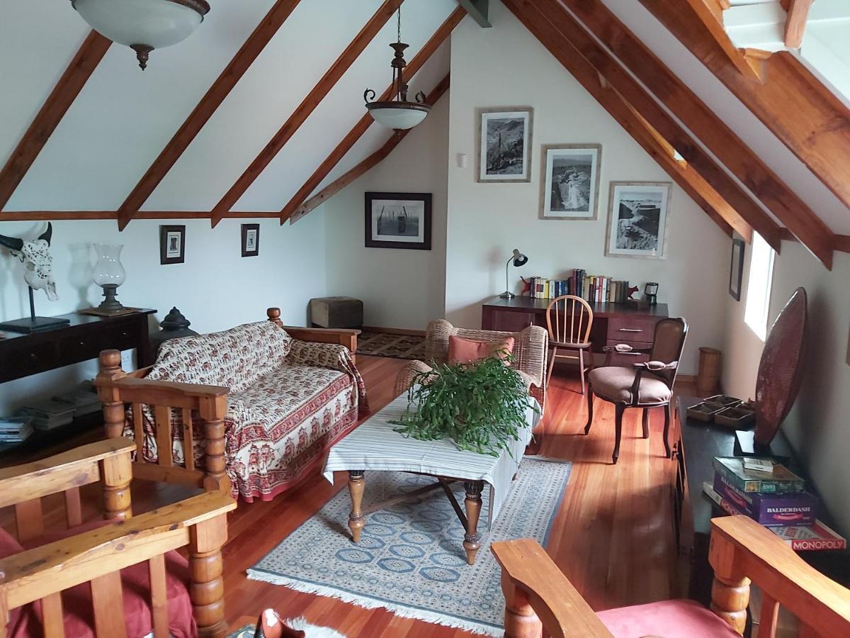 Clarens Mountain Sage Holiday House エクステリア 写真
